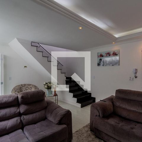 Casa à venda com 285m², 3 quartos e 6 vagas Casa à venda com 285m², 3 quartos e 6 vagasSala