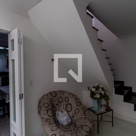 Casa à venda com 285m², 3 quartos e 6 vagas Casa à venda com 285m², 3 quartos e 6 vagasSala