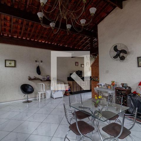 Casa à venda com 285m², 3 quartos e 6 vagas Casa à venda com 285m², 3 quartos e 6 vagasÁrea Gourmet