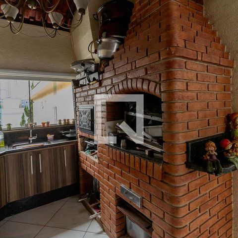 Casa à venda com 285m², 3 quartos e 6 vagas Casa à venda com 285m², 3 quartos e 6 vagasÁrea Gourmet