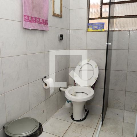 Casa à venda com 170m², 2 quartos e 1 vagaBanheiro