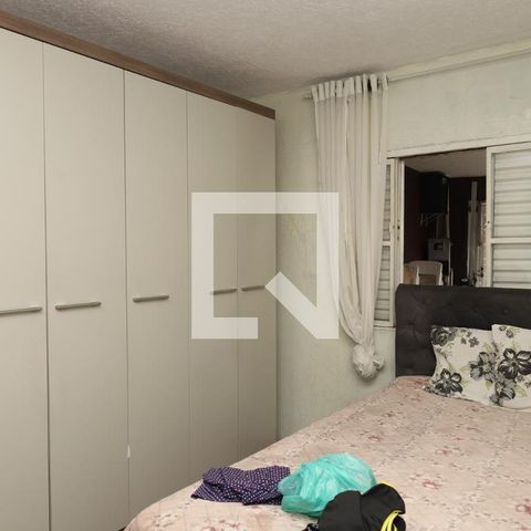 Casa à venda com 170m², 2 quartos e 1 vagaQuarto 1