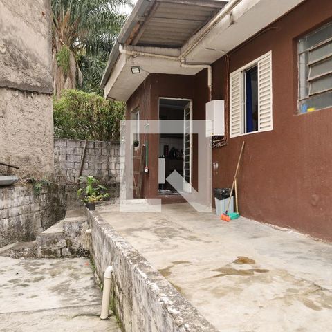 Casa à venda com 170m², 2 quartos e 1 vagaÁrea de Serviço