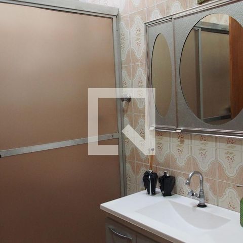 Casa à venda com 163m², 2 quartos e 1 vagaBanheiro 1