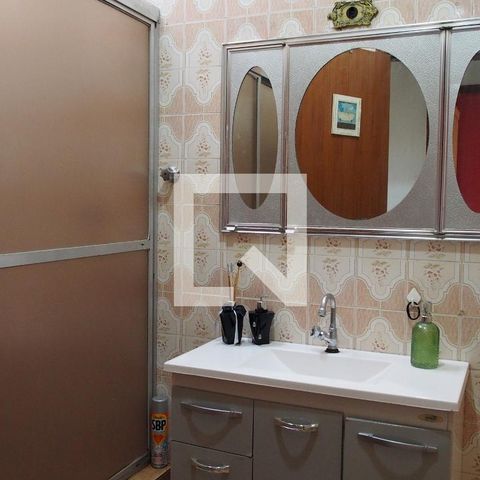 Casa à venda com 163m², 2 quartos e 1 vagaBanheiro 1