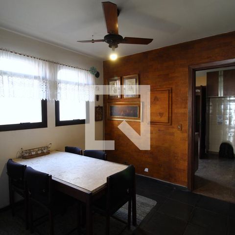 Apartamento para alugar com 210m², 3 quartos e 4 vagasCopa