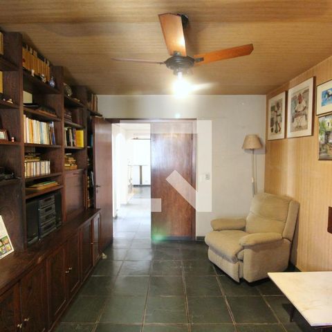 Apartamento para alugar com 210m², 3 quartos e 4 vagasSala de TV
