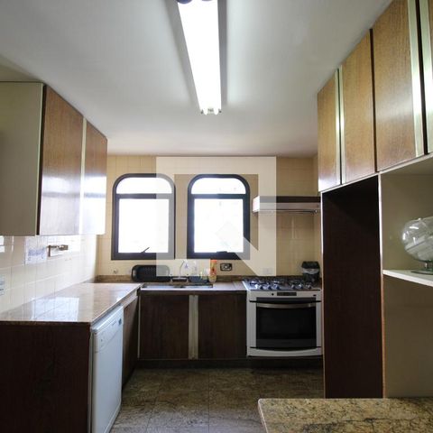 Apartamento para alugar com 210m², 3 quartos e 4 vagasCozinha