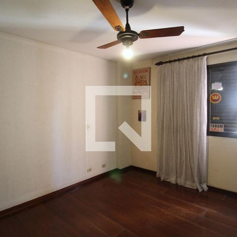 Apartamento para alugar com 210m², 3 quartos e 4 vagasQuarto 2