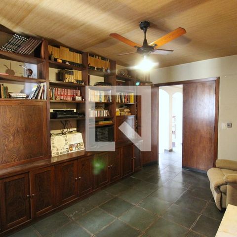 Apartamento para alugar com 210m², 3 quartos e 4 vagasSala de TV