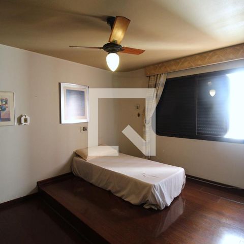 Apartamento para alugar com 210m², 3 quartos e 4 vagasQuarto 3 - Suíte