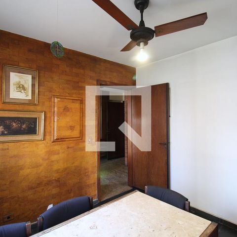 Apartamento para alugar com 210m², 3 quartos e 4 vagasCopa