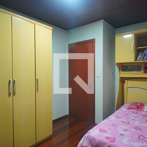 Casa à venda com 630m², 3 quartos e 2 vagas Casa à venda com 630m², 3 quartos e 2 vagasQuarto 1