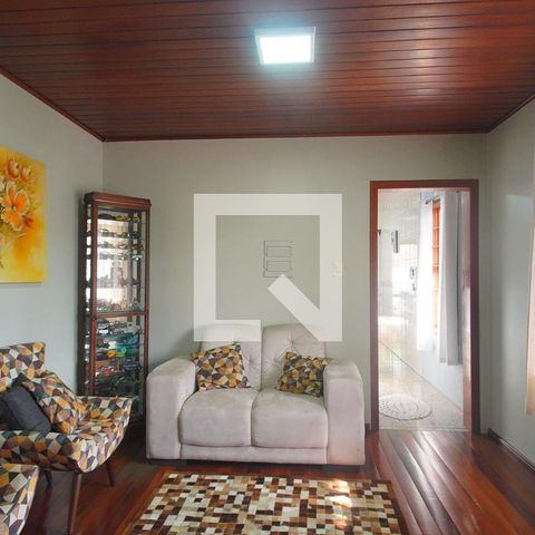 Casa à venda com 630m², 3 quartos e 2 vagas Casa à venda com 630m², 3 quartos e 2 vagasSala 2