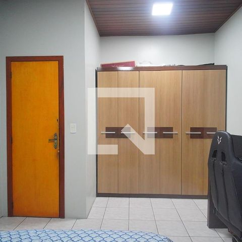 Casa à venda com 630m², 3 quartos e 2 vagas Casa à venda com 630m², 3 quartos e 2 vagasQuarto 2
