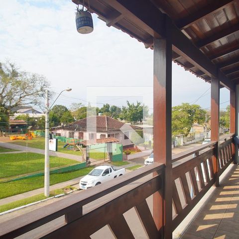 Casa à venda com 630m², 3 quartos e 2 vagas Casa à venda com 630m², 3 quartos e 2 vagasVaranda da Sala