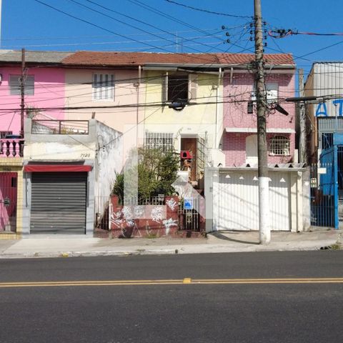 Casa à venda com 70m², 2 quartos e sem vagaFachada