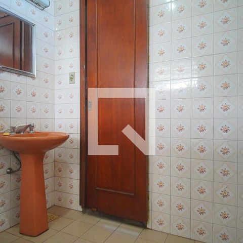 Casa à venda com 450m², 4 quartos e 3 vagas Casa à venda com 450m², 4 quartos e 3 vagasBanheiro da Suíte 3