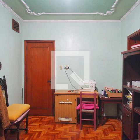 Casa à venda com 450m², 4 quartos e 3 vagas Casa à venda com 450m², 4 quartos e 3 vagasSuíte 1
