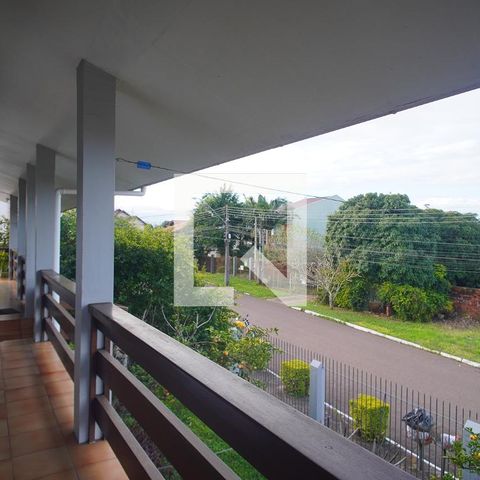 Casa à venda com 450m², 4 quartos e 3 vagas Casa à venda com 450m², 4 quartos e 3 vagasvaranda da Suíte 2