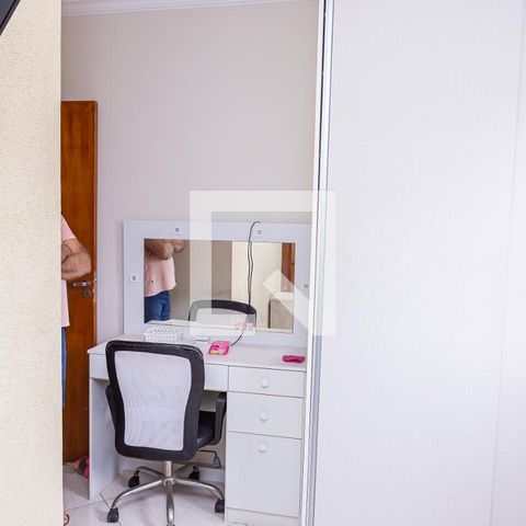 Casa à venda com 180m², 3 quartos e 5 vagas Casa à venda com 180m², 3 quartos e 5 vagasQuarto 1