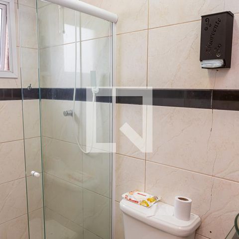 Casa à venda com 180m², 3 quartos e 5 vagas Casa à venda com 180m², 3 quartos e 5 vagasBanheiro do Quarto 1