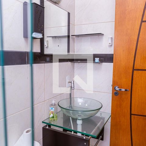 Casa à venda com 180m², 3 quartos e 5 vagas Casa à venda com 180m², 3 quartos e 5 vagasBanheiro do Quarto 1
