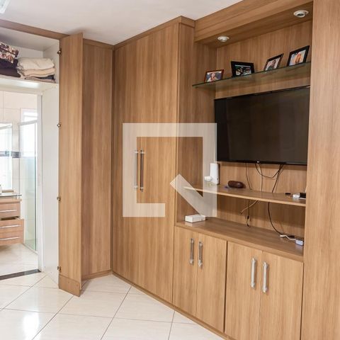 Casa à venda com 180m², 3 quartos e 5 vagas Casa à venda com 180m², 3 quartos e 5 vagasQuarto 3