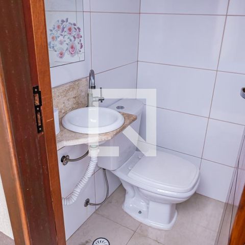 Casa à venda com 180m², 3 quartos e 5 vagas Casa à venda com 180m², 3 quartos e 5 vagaslavabo da Área de Serviço