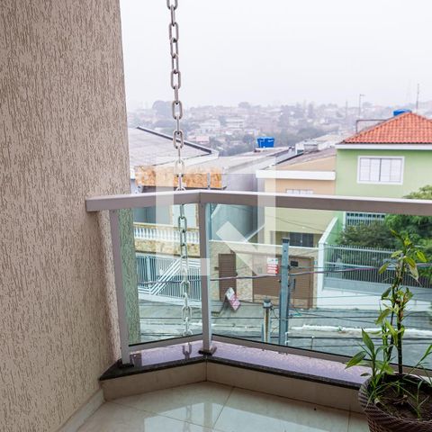 Casa à venda com 180m², 3 quartos e 5 vagas Casa à venda com 180m², 3 quartos e 5 vagasVaranda do Quarto 3