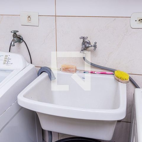 Casa à venda com 180m², 3 quartos e 5 vagas Casa à venda com 180m², 3 quartos e 5 vagasÁrea de Serviço