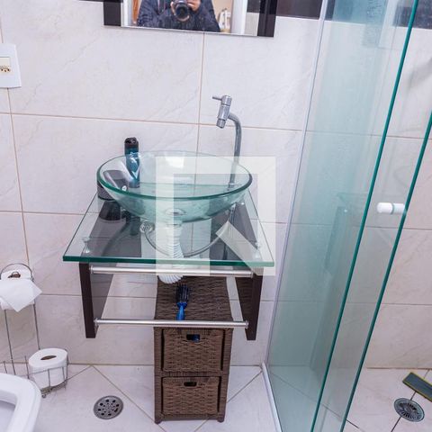 Casa à venda com 180m², 3 quartos e 5 vagas Casa à venda com 180m², 3 quartos e 5 vagasBanheiro do Quarto 2