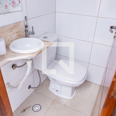Casa à venda com 180m², 3 quartos e 5 vagas Casa à venda com 180m², 3 quartos e 5 vagaslavabo da Área de Serviço