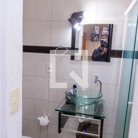 Casa à venda com 180m², 3 quartos e 5 vagas Casa à venda com 180m², 3 quartos e 5 vagasBanheiro do Quarto 2