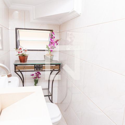 Casa à venda com 180m², 3 quartos e 5 vagas Casa à venda com 180m², 3 quartos e 5 vagasLavabo