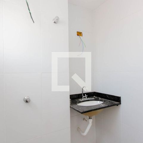 Apartamento à venda com 56m², 2 quartos e 1 vaga Apartamento à venda com 56m², 2 quartos e 1 vagaBanheiro da Suíte