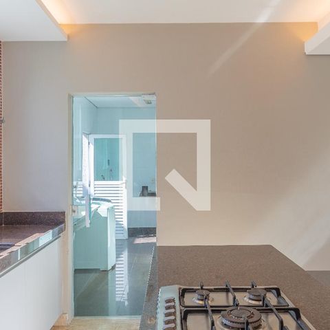 Casa à venda com 280m², 3 quartos e 4 vagasCozinha