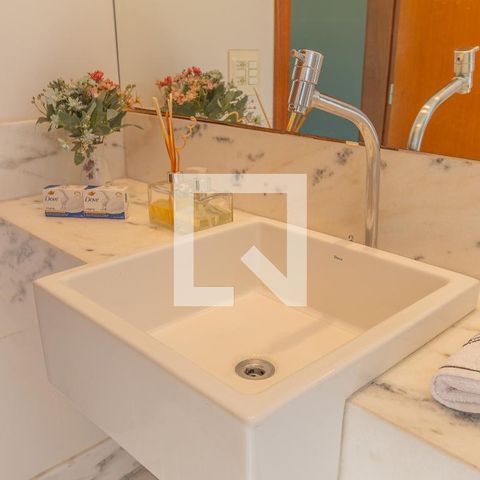 Casa à venda com 280m², 3 quartos e 4 vagasBanheiro Social