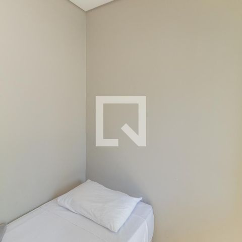 Casa à venda com 280m², 3 quartos e 4 vagasQuarto de Serviço