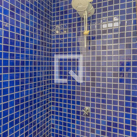 Casa à venda com 280m², 3 quartos e 4 vagasBanheiros da Area Gourmet