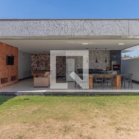 Casa à venda com 280m², 3 quartos e 4 vagasArea Externa