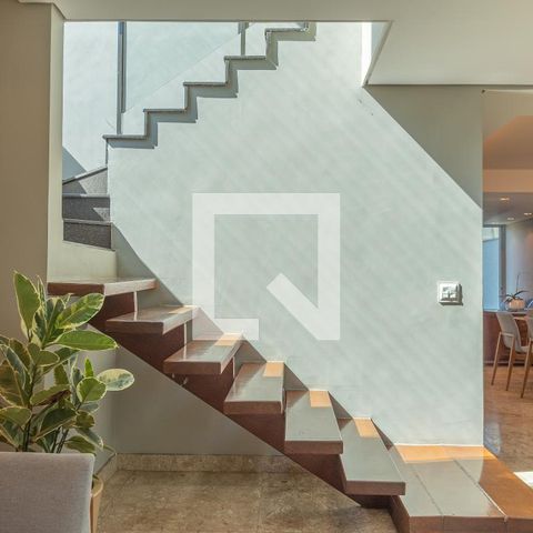 Casa à venda com 280m², 3 quartos e 4 vagasSala de Estar