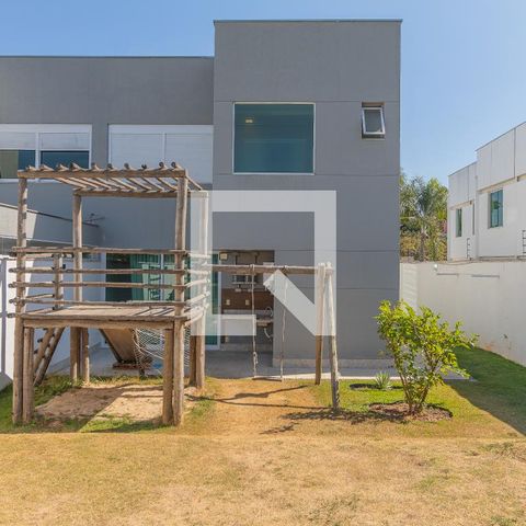 Casa à venda com 280m², 3 quartos e 4 vagasArea Externa