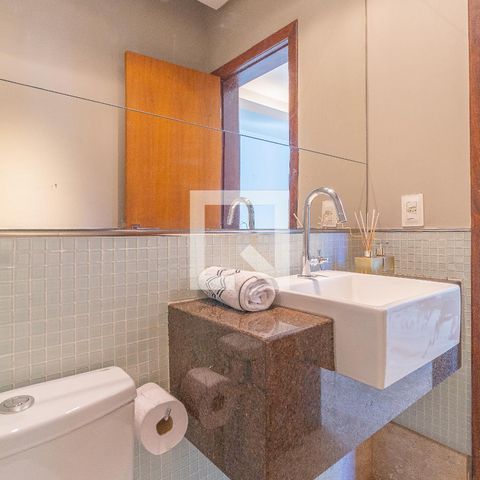 Casa à venda com 280m², 3 quartos e 4 vagasLavabo da Sala