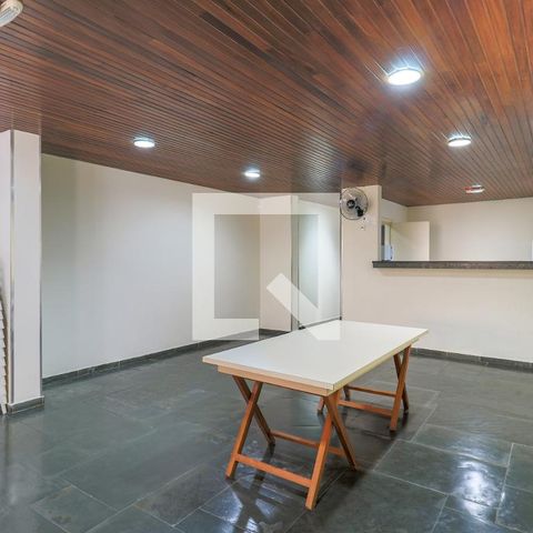 Apartamento à venda com 42m², 1 quarto e 1 vaga Apartamento à venda com 42m², 1 quarto e 1 vagaÁrea comum - Salão de festas