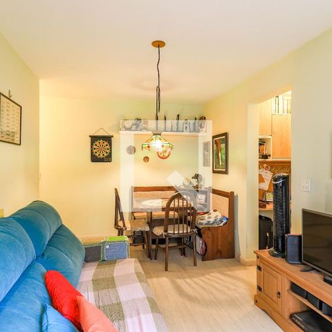 Apartamento à venda com 42m², 1 quarto e 1 vaga Apartamento à venda com 42m², 1 quarto e 1 vagaSala