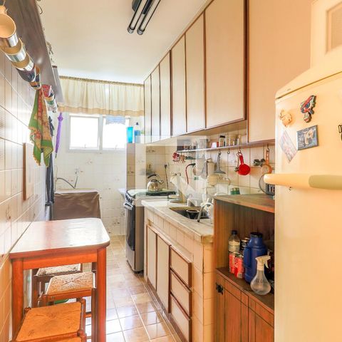 Apartamento à venda com 42m², 1 quarto e 1 vaga Apartamento à venda com 42m², 1 quarto e 1 vagaCozinha