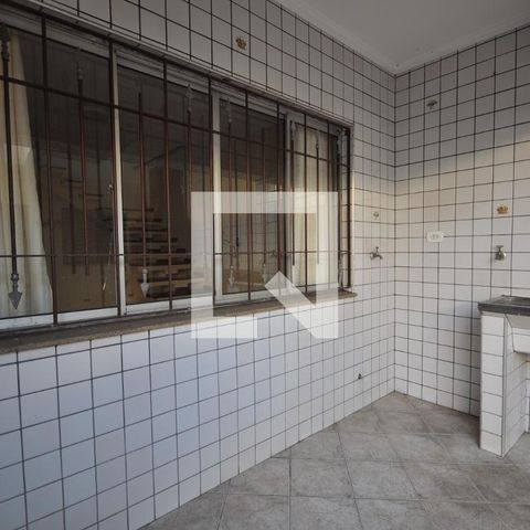 Casa à venda com 360m², 4 quartos e sem vagaÁrea de Serviço