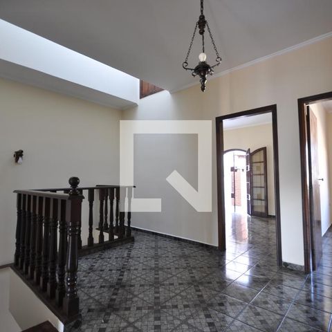 Casa à venda com 360m², 4 quartos e sem vagaHall