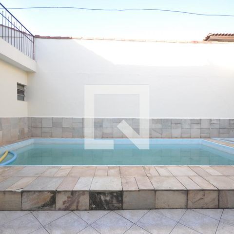 Casa à venda com 360m², 4 quartos e sem vagaPiscina